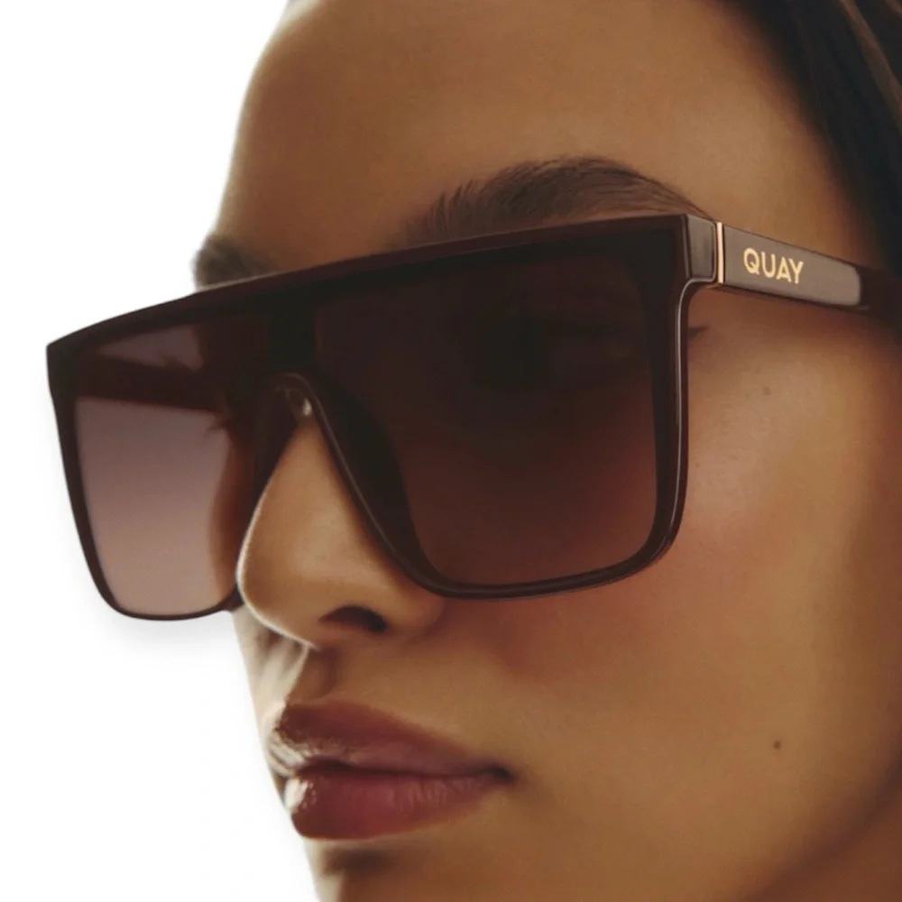 QUAY Nightfall Sunglasses Espresso Shield Frame Brown Fawn Gradient Lens NWT